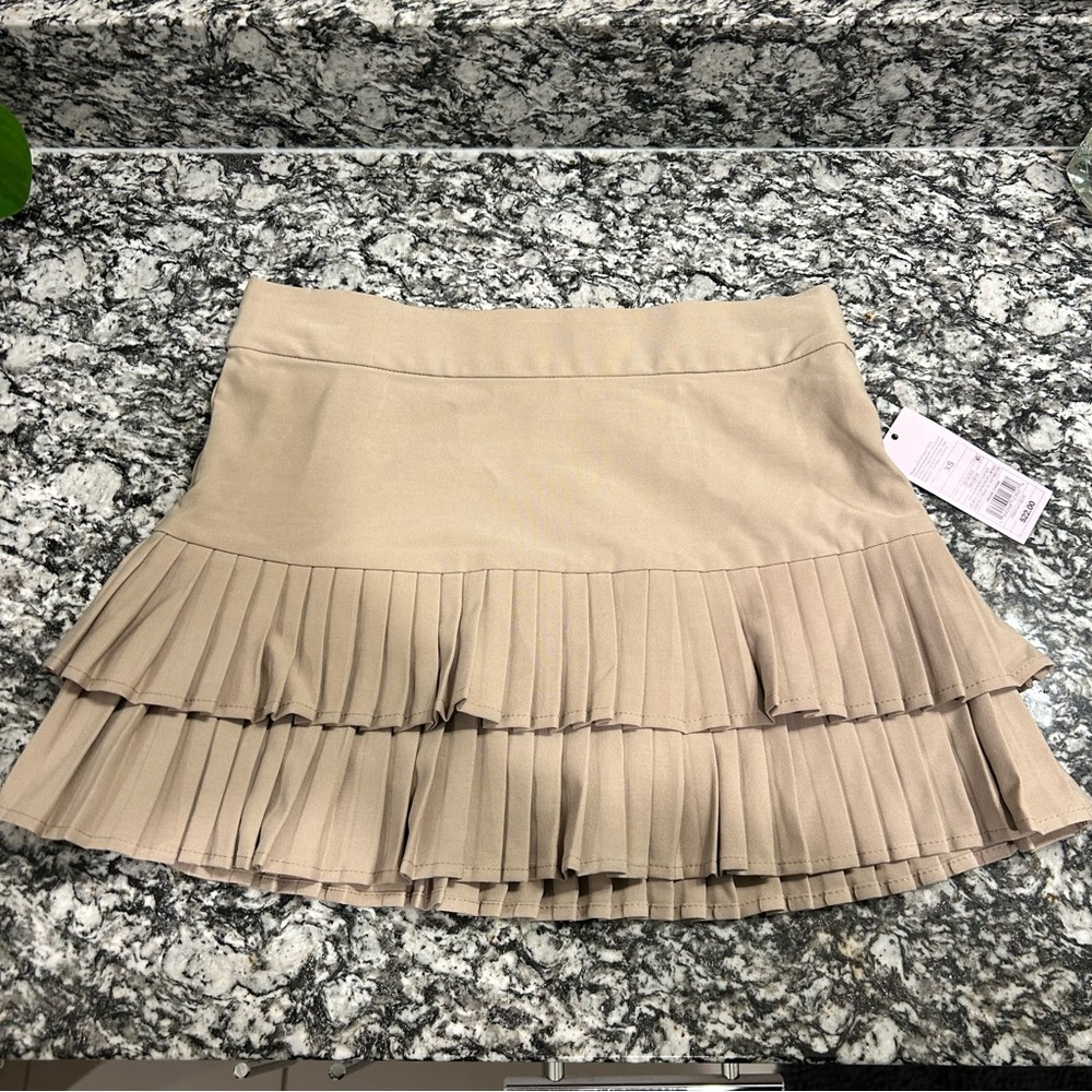 NWT Wild Fable Pleated Tan Skirt